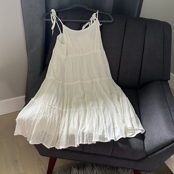 White polka dot tie strap dress - brand new - Picture 4 of 6